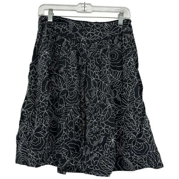 NEW Anthropologie Conversations 38 Of 52 Black Floral Circle Skirt size 4 - Picture 2 of 6